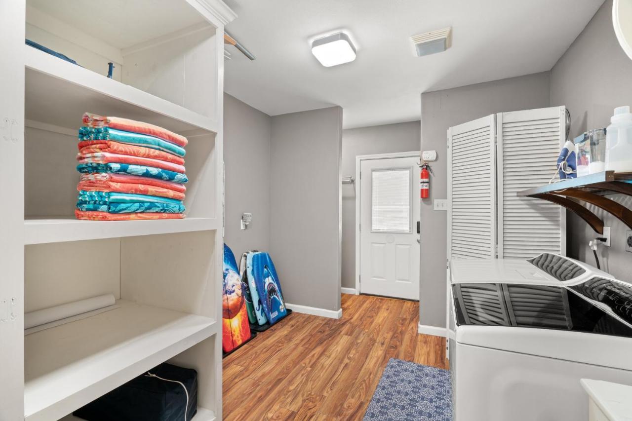 1 Min To Beach Ocean Breeze 3Br Fast Wifi Galveston Eksteriør billede