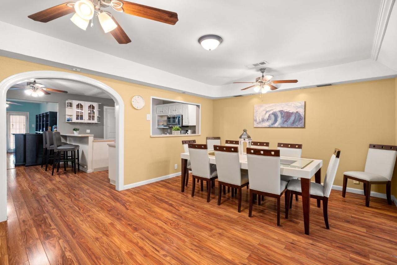 1 Min To Beach Ocean Breeze 3Br Fast Wifi Galveston Eksteriør billede